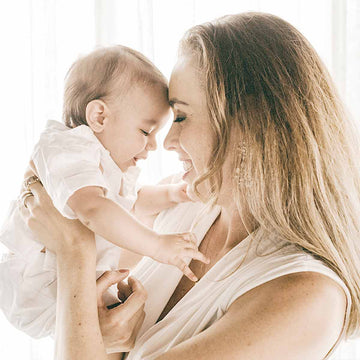 Western Practices vs. Chinese Confinement Tradition -  What Are They and Why Do New Mums Need Them?